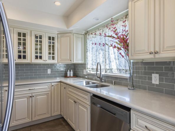 1005 Monterey Road 1, Glendale CA 91206