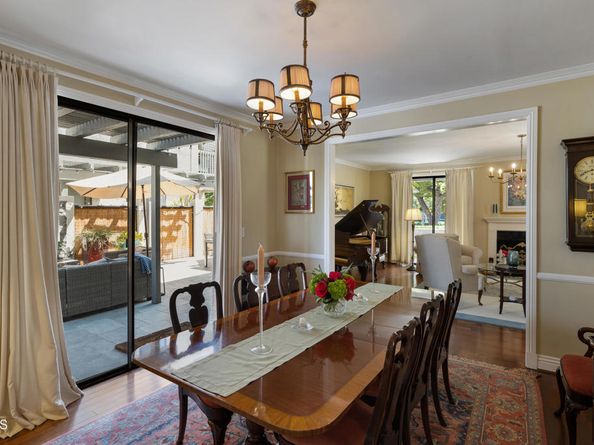 1068 S Orange Grove Boulevard, Pasadena CA 91105