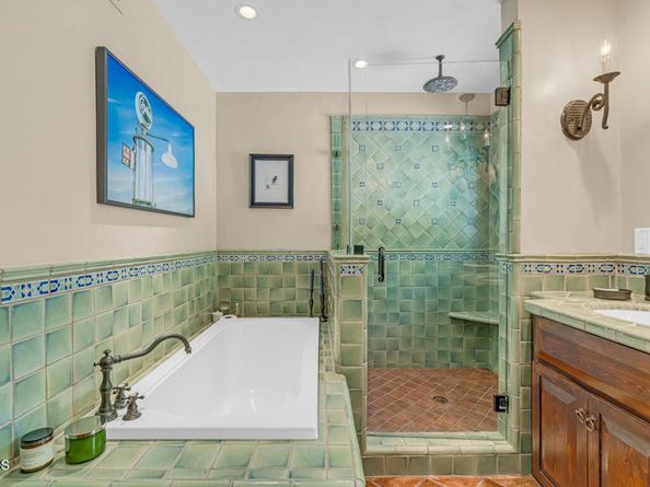 1450 Arroyo View Drive, Pasadena CA 91103