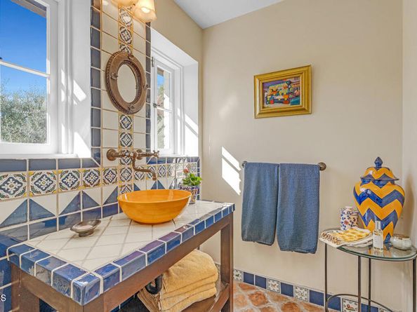 1450 Arroyo View Drive, Pasadena CA 91103