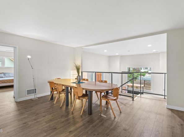 1818 New York Drive, Altadena CA 91001