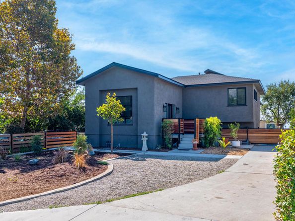 1818 New York Drive, Altadena CA 91001