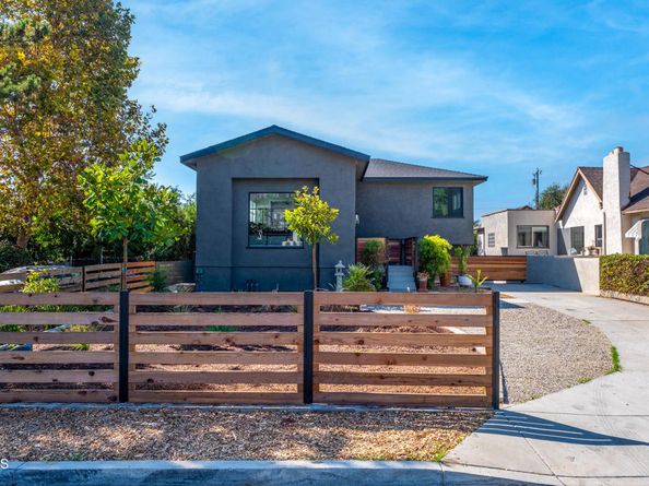 1818 New York Drive, Altadena CA 91001