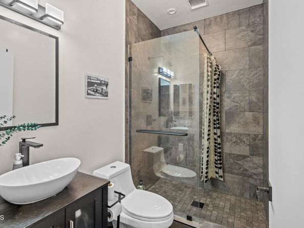 1818 New York Drive, Altadena CA 91001