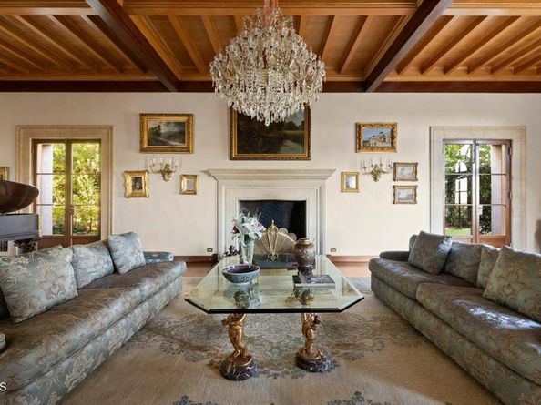 262 S San Rafael Avenue, Pasadena CA 91105