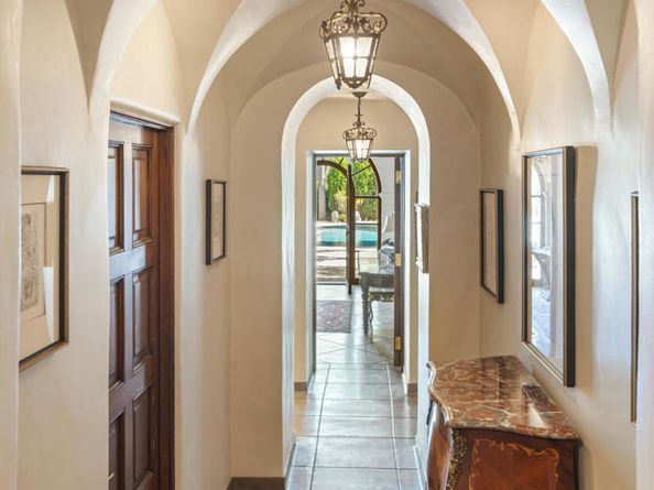 262 S San Rafael Avenue, Pasadena CA 91105