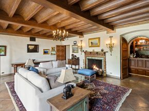 262 S San Rafael Avenue, Pasadena CA 91105