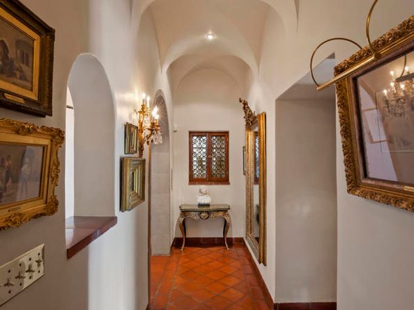 262 S San Rafael Avenue, Pasadena CA 91105