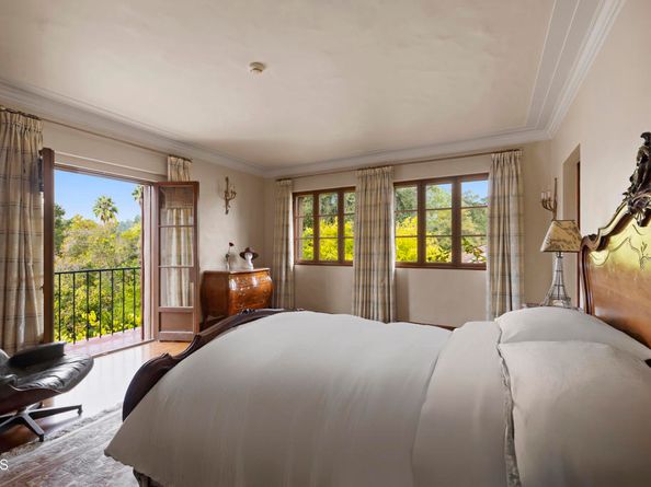 262 S San Rafael Avenue, Pasadena CA 91105