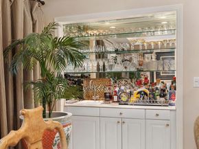 70 N Arroyo Boulevard, Pasadena CA 91105