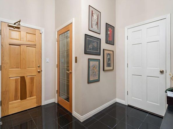 70 N Arroyo Boulevard, Pasadena CA 91105