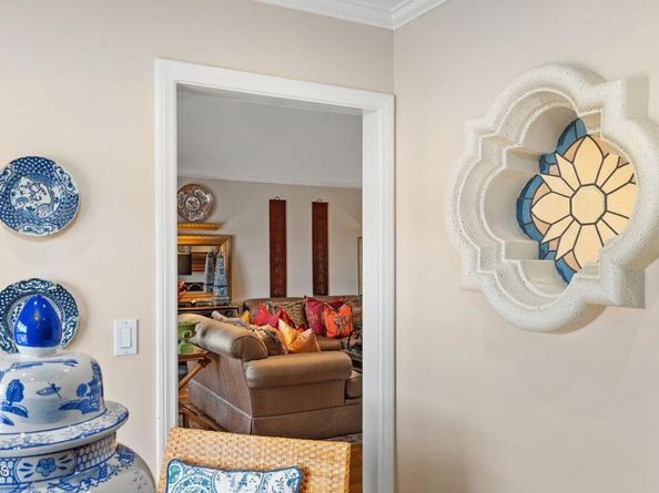 70 N Arroyo Boulevard, Pasadena CA 91105