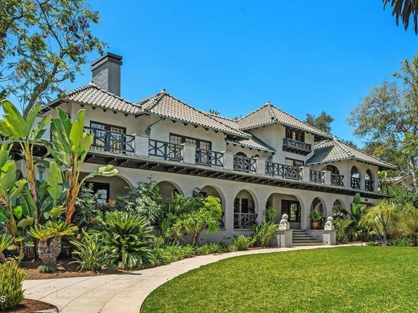 1215 Wentworth Avenue, Pasadena CA 91106