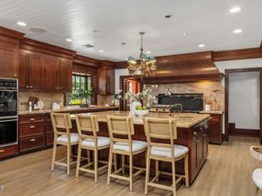 1215 Wentworth Avenue, Pasadena CA 91106