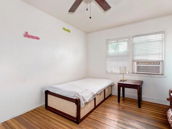 426 W Arbor Vitae Street, Inglewood CA 90301