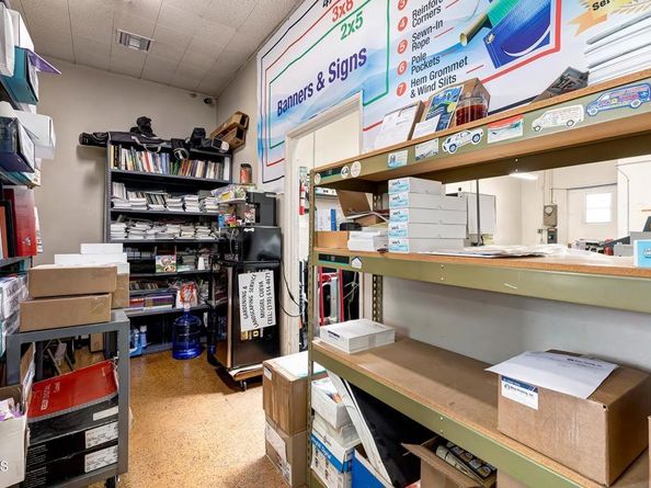 426 W Arbor Vitae Street, Inglewood CA 90301