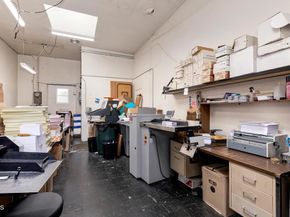 426 W Arbor Vitae Street, Inglewood CA 90301