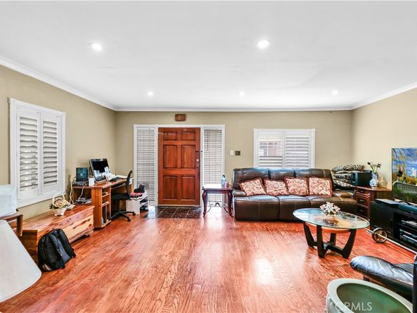 406 N Rampart Boulevard, Los Angeles CA 90026