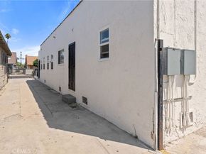6519 Denver Avenue, Los Angeles CA 90044