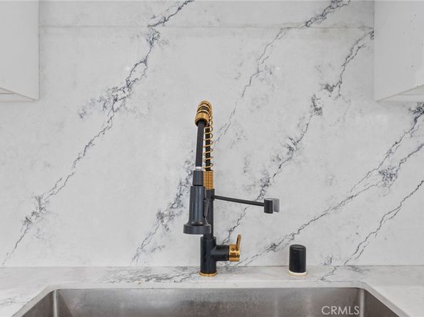 6519 Denver Avenue, Los Angeles CA 90044