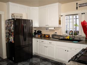 116 W 70th Street, Los Angeles CA 90003