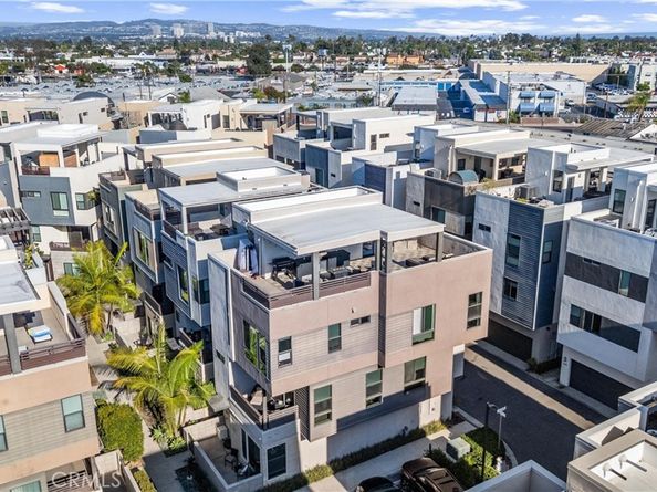 628 Cardiff Reef, Costa Mesa CA 92627