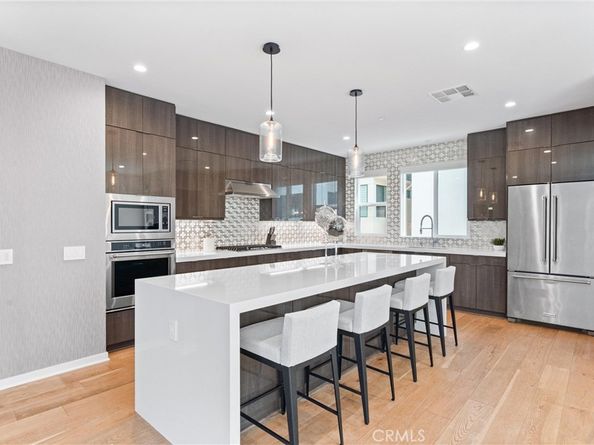 628 Cardiff Reef, Costa Mesa CA 92627