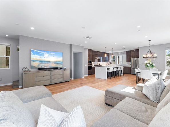 628 Cardiff Reef, Costa Mesa CA 92627