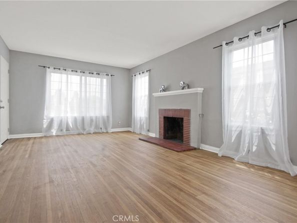 5939 5th Ave, Los Angeles CA 90043