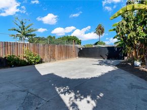 8810 MENLO Avenue, Los Angeles CA 90044