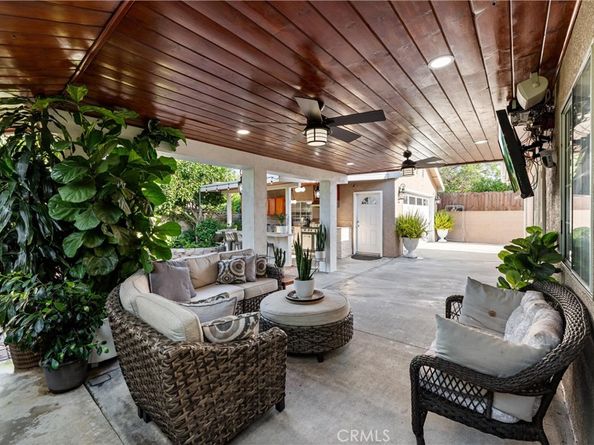 2901 Huston Street, Pomona CA 91767