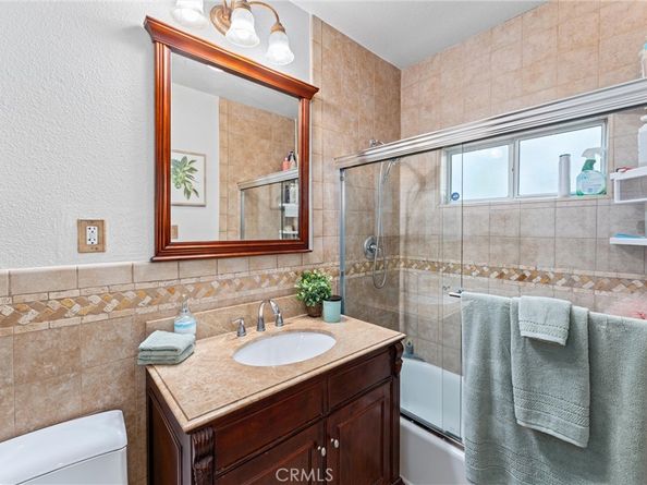 2901 Huston Street, Pomona CA 91767