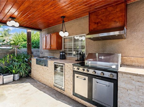 2901 Huston Street, Pomona CA 91767