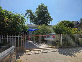 401 E 46th Street, Los Angeles CA 90011