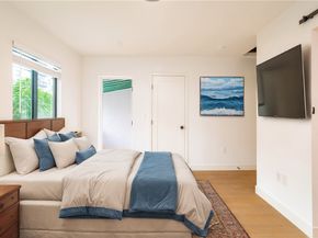 351 S Catalina, Los Angeles CA 90020