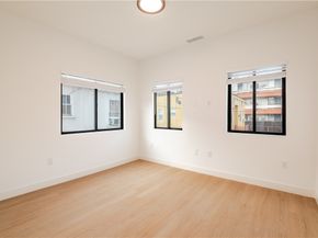351 S Catalina, Los Angeles CA 90020