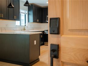 351 S Catalina, Los Angeles CA 90020