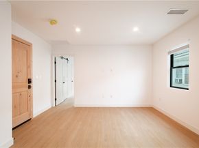 351 S Catalina, Los Angeles CA 90020