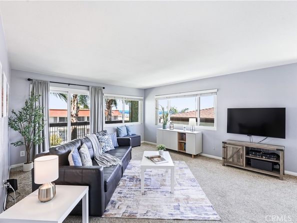 741 W 24th 2, San Pedro CA 90731