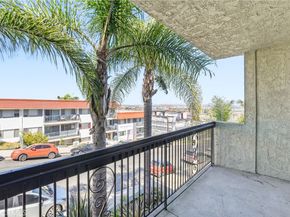 741 W 24th 2, San Pedro CA 90731