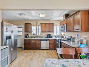132 West 52nd St, Long Beach CA 90805