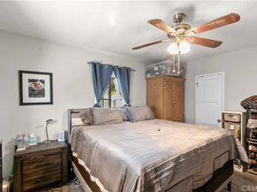 132 West 52nd St, Long Beach CA 90805