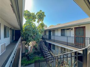 3045 E Theresa 8, Long Beach CA 90814