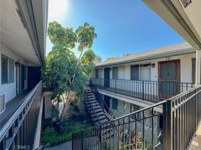 3045 E Theresa 8, Long Beach CA 90814