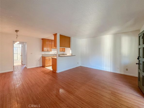 3045 E Theresa 8, Long Beach CA 90814