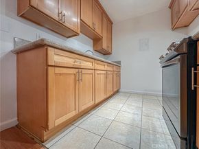 3045 E Theresa 8, Long Beach CA 90814