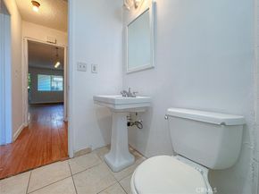3045 E Theresa 8, Long Beach CA 90814