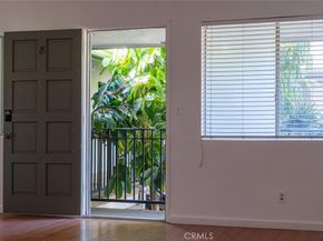 3045 E Theresa 8, Long Beach CA 90814