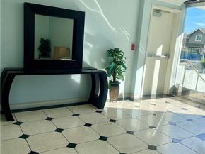 4733 Elmwood, Los Angeles CA 90004