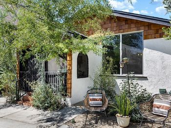 1215 N Avenue 56